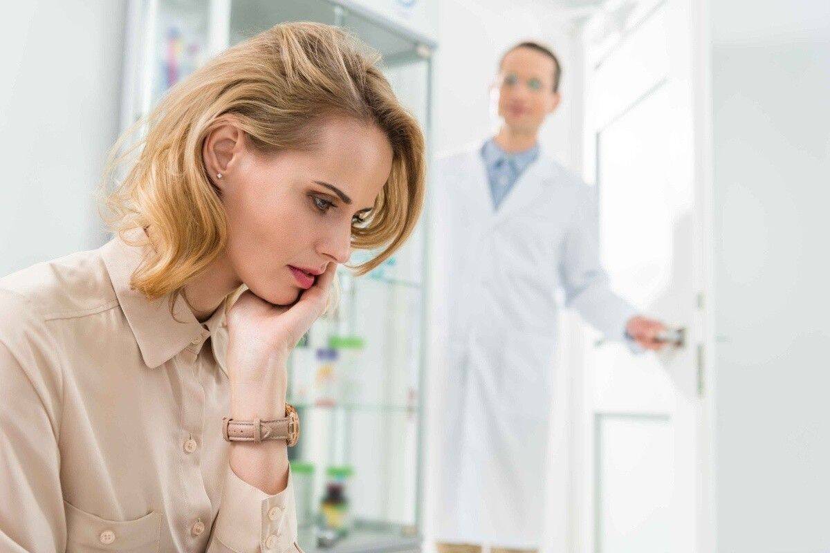 Patient experiencing jaw pain and discomfort before seeking emergency orthodontic care